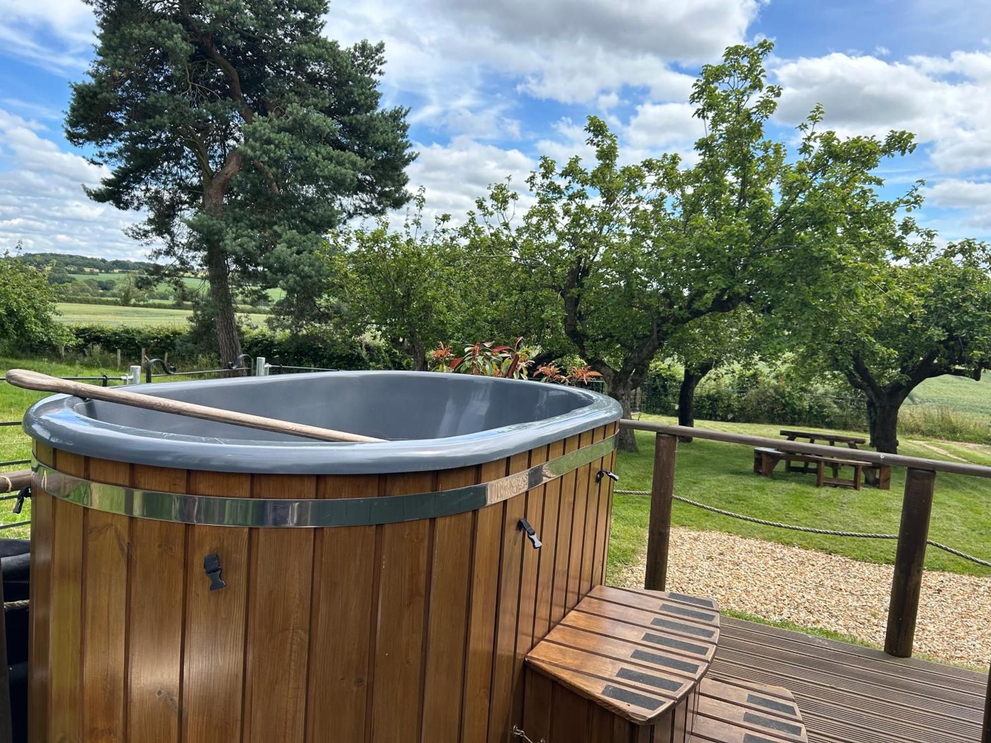 Secluded Cosy Luxury Pod With Wood Fired Hot Tub Ξενοδοχείο Σριούσμπερι Εξωτερικό φωτογραφία